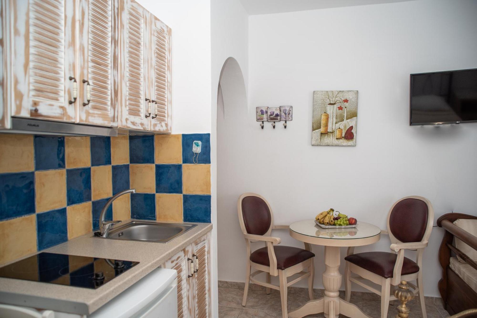 Deep Blue Aparthotel Agios Prokopios  Exterior photo